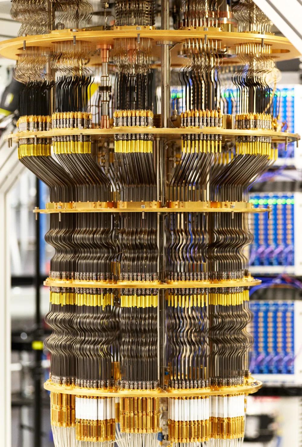QuantumComputer.width-1000.format-webp.webp.jpg
