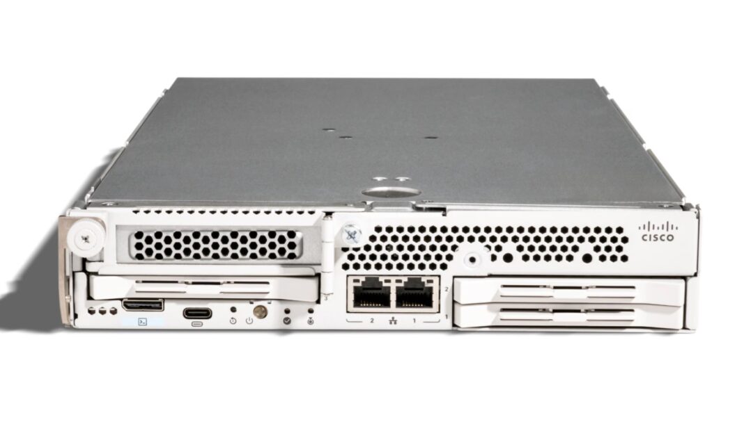 Cisco-UCS-XE130c-M8-Compute-Node-Front-White-1068x607.jpeg