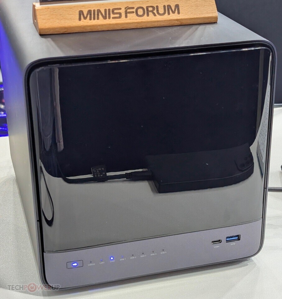 ejx16szZ9tscqUog.jpg