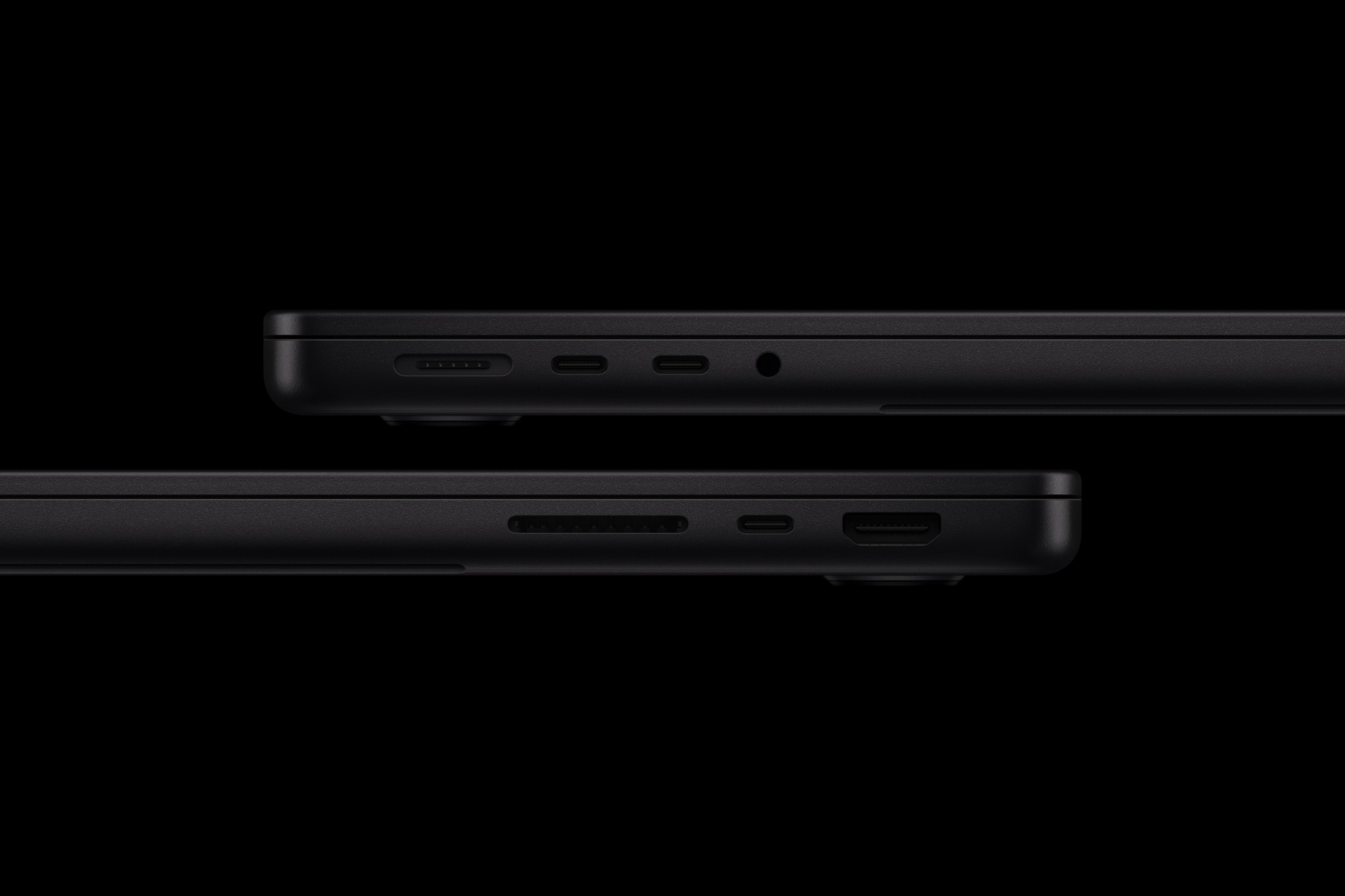 Apple-MacBook-Pro-14-in-with-M6-connectivity-261027_big.jpg.large_2x.jpg